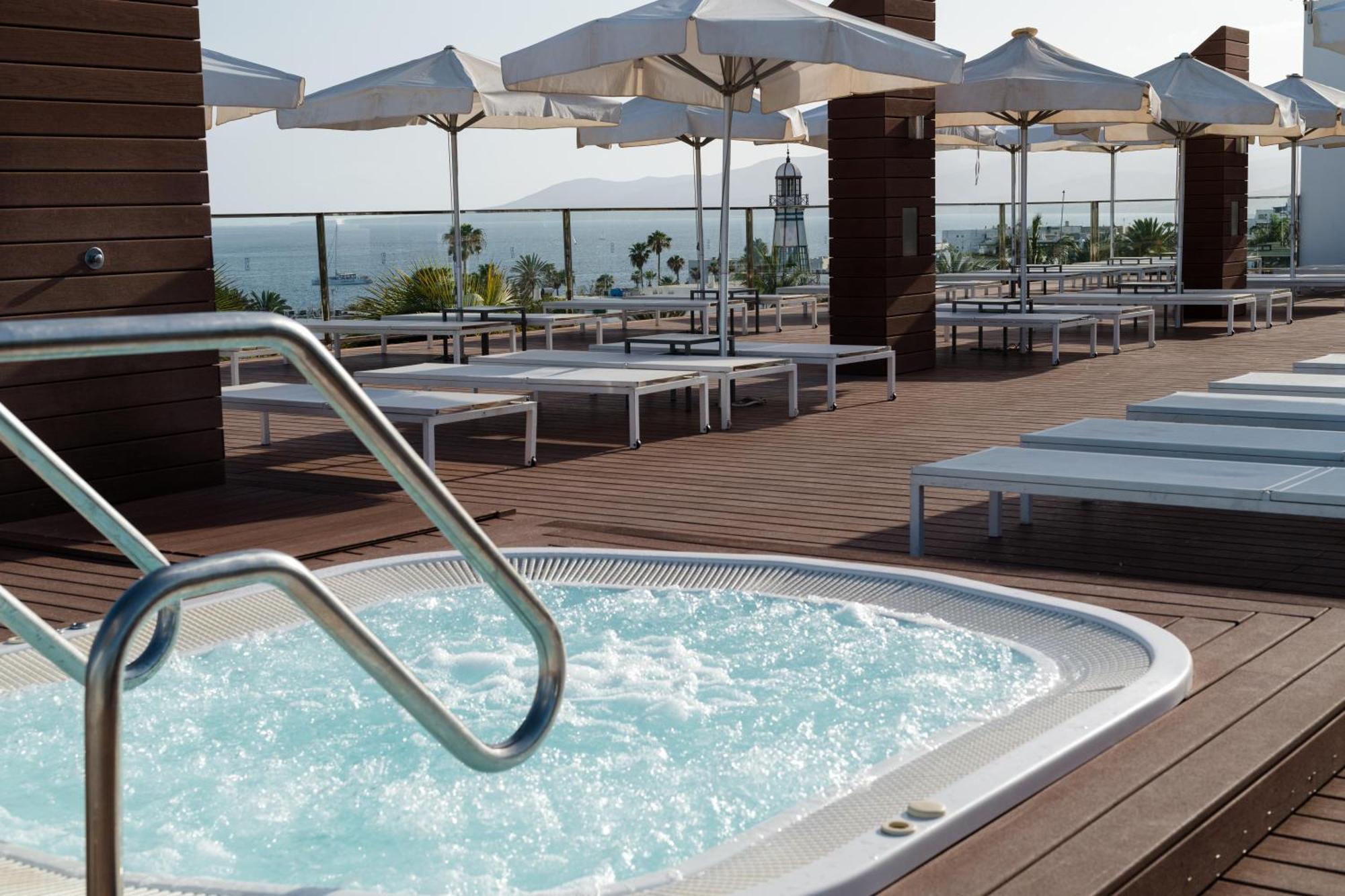 Plus Fariones Apartamentos Puerto del Carmen  Eksteriør bilde