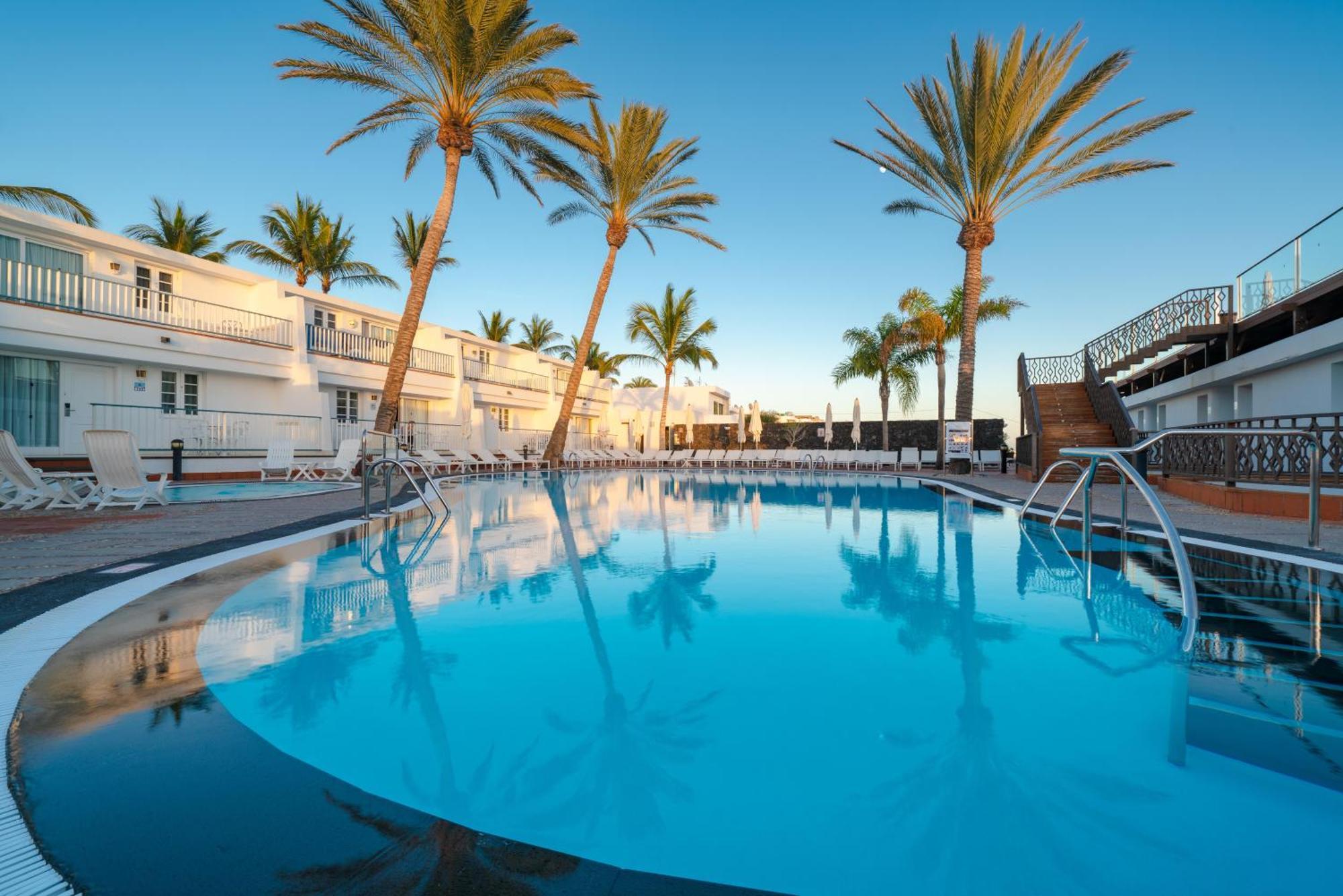 Plus Fariones Apartamentos Puerto del Carmen  Eksteriør bilde